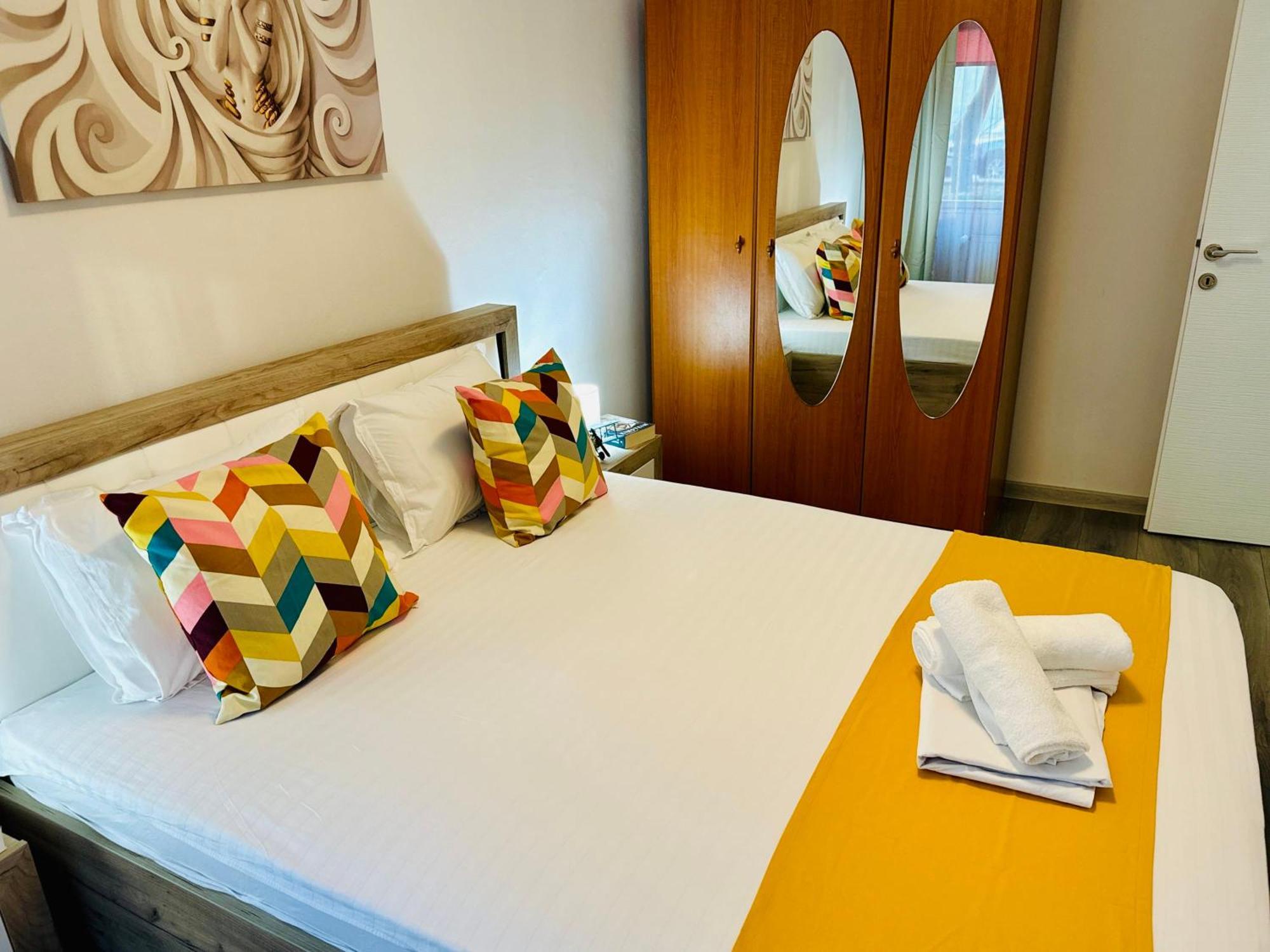 Joy City Stay Spacious Comfortable Timişoara Buitenkant foto