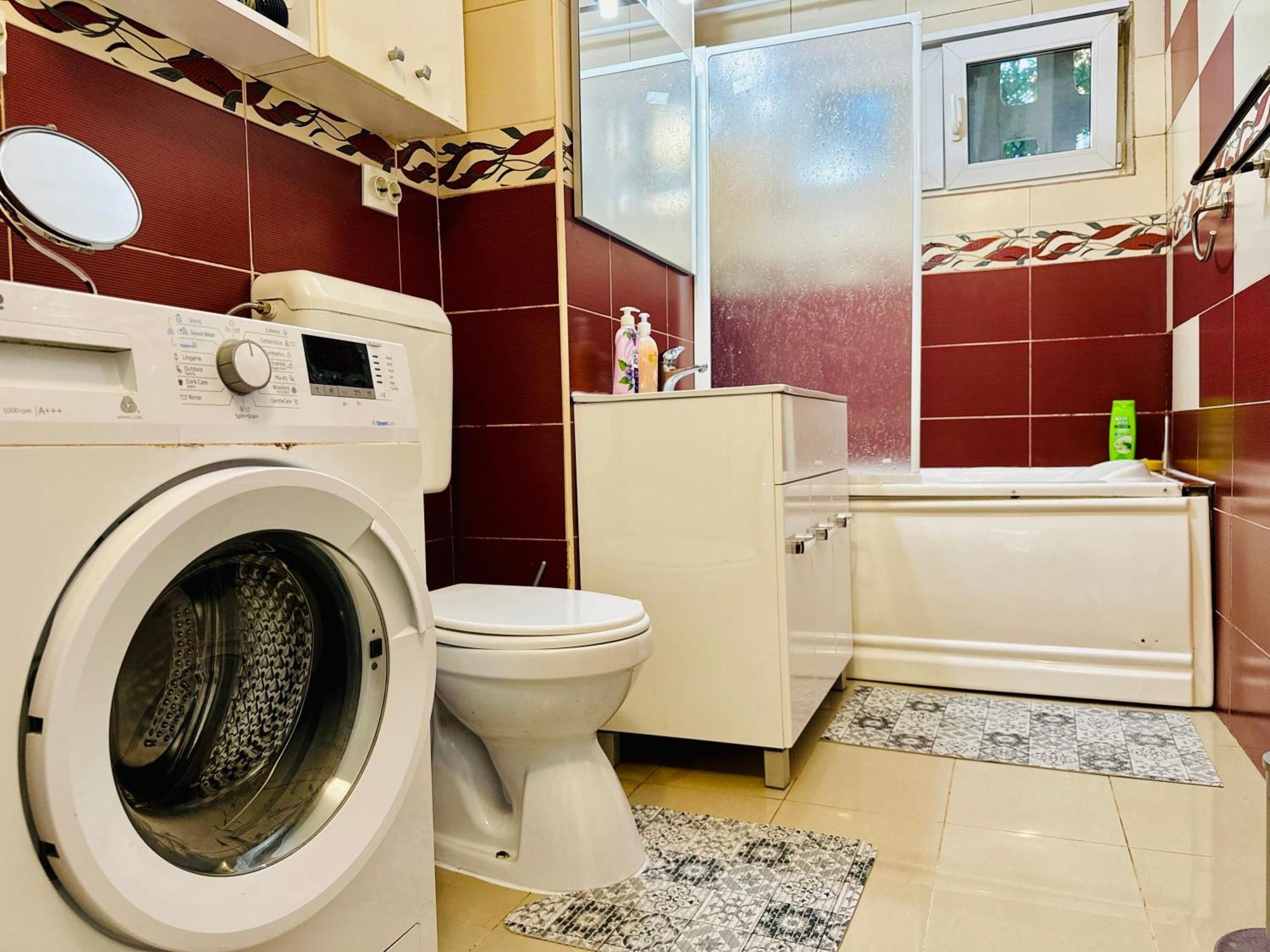 Joy City Stay Spacious Comfortable Timişoara Buitenkant foto